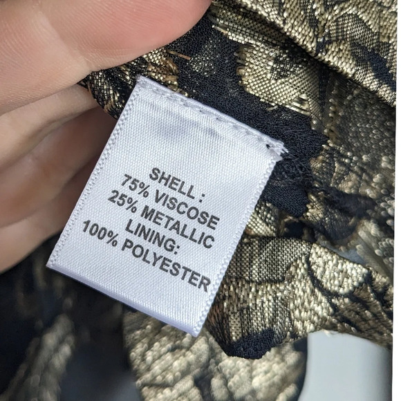 Mille Charlotte Top In Metallic Jacquard - Picture 5 of 8